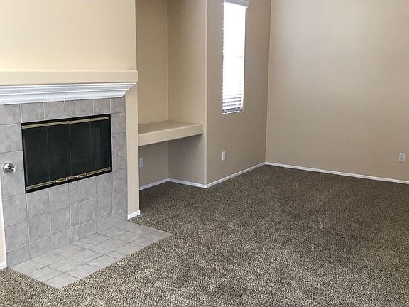 3rd image of 11763 Cliffrose Ct