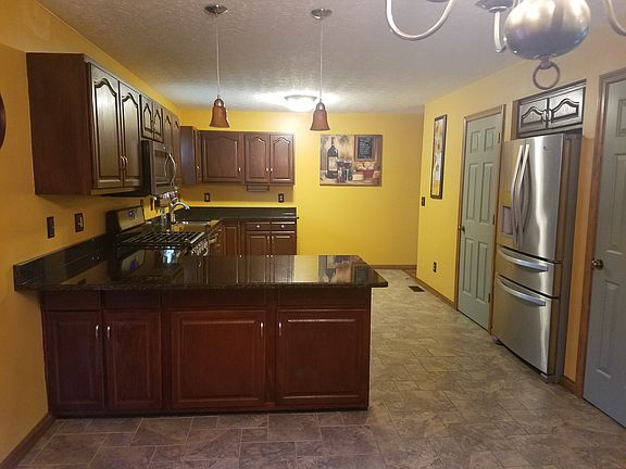 5th image of 10125 Hiddenknoll Dr