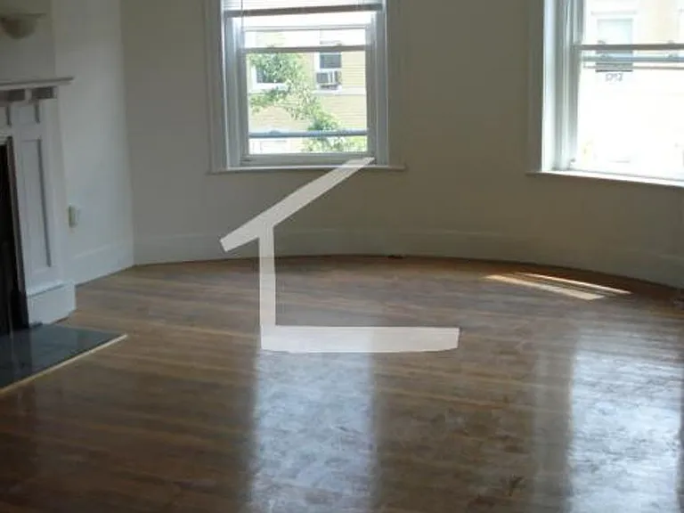 37 Saint Lukes Rd #1C — Photo 11