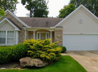 6852 Sutton Pl, Middleburg Heights, OH 44130