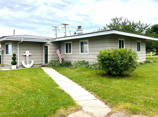 8200 Anchor Dr, Port Austin, MI 48467