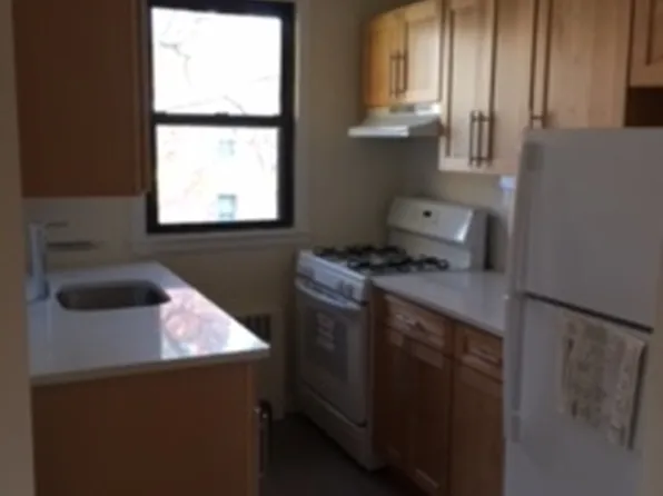 (undisclosed Address), New Rochelle, NY 10801