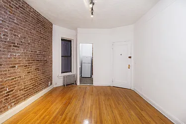 Rented by Banaco Property Group LLC