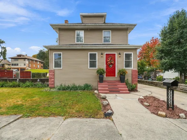 660 3rd Ave, Joliet, IL 60433