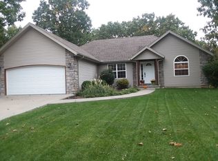 213 Boston Dr, Ridgedale, MO 65739