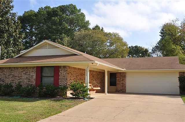 1st image of 16539 Echo Glen Dr