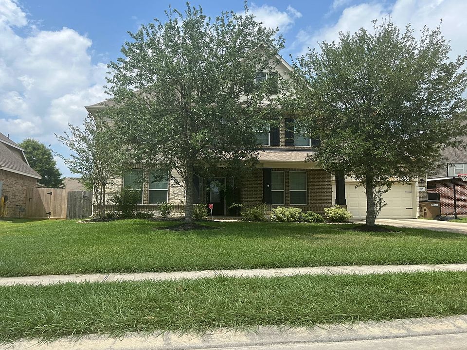 1st image of 1725 Coral Cliff Dr