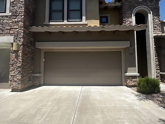 4th image of 21320 N 56TH Street #1127
