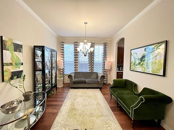 5th image of 10913 Grecian Dr