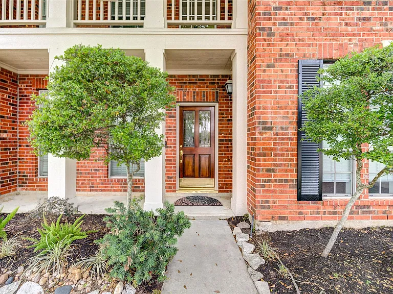 16464 Beewood Glen Dr — Photo 3