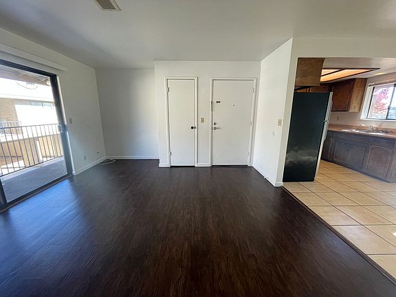 2nd image of 708 Crocker St #712C