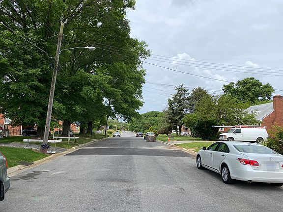 4th image of 3413 Aberdeen St