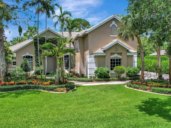 827 Forest Glen Lane, Wellington, FL 33414