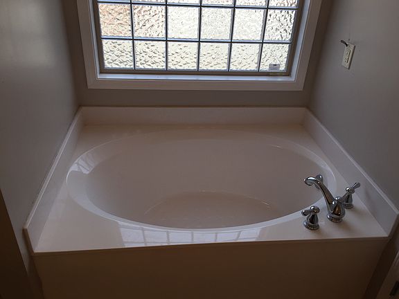 Large soaking tub