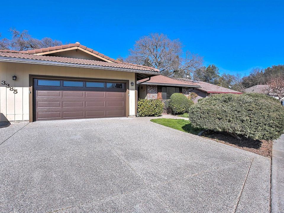 1st image of 3385 Oakcreek Dr