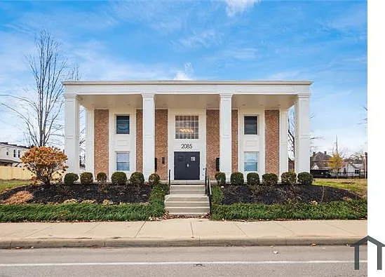 2085 W Broad St #209