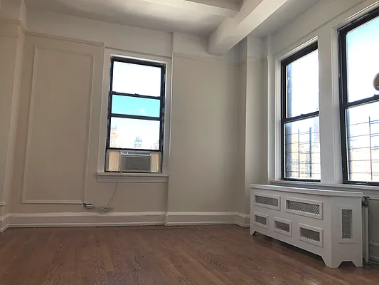 Rented by Corcoran | media 22