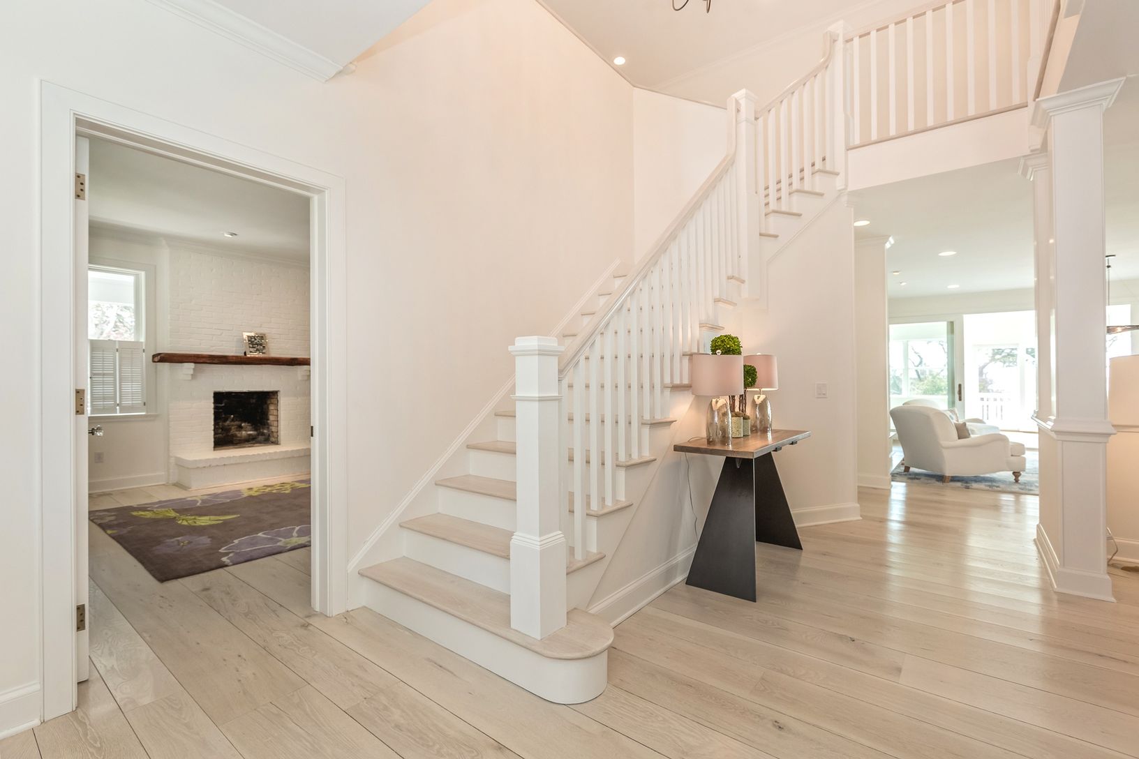  Gracious entry foyer