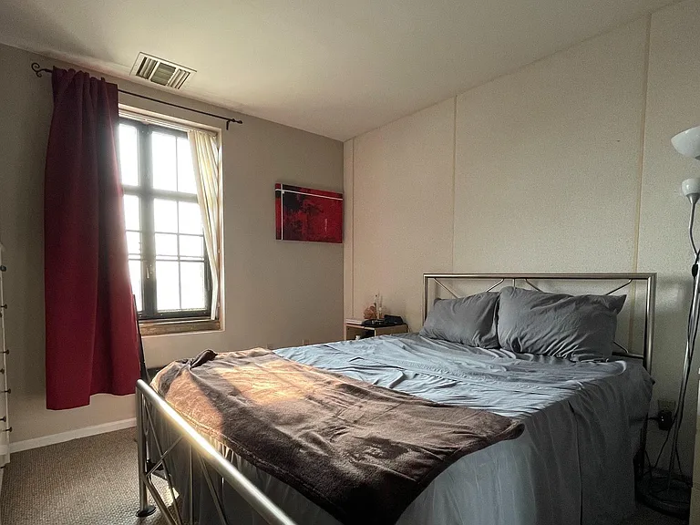 1601 Spring Garden St #510 — Photo 4