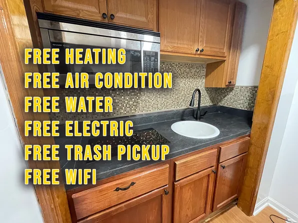 9199 Thornton Blvd, Jonesboro, GA 30236