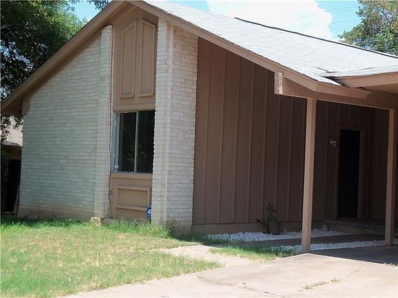 2nd image of 9011 Quail Valley Dr #A