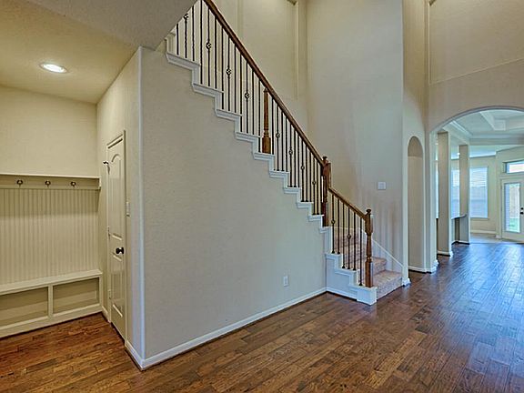 4th image of 1603 Pecan Branch Dr