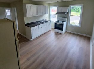 52 Jewett St APT 3, Ansonia, CT 06401