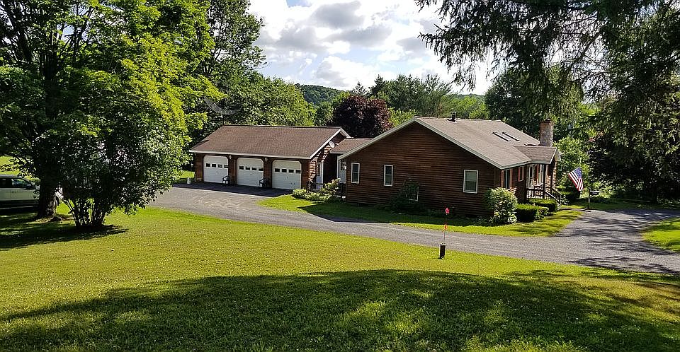 1st image of 9813 Skaneateles Tpke