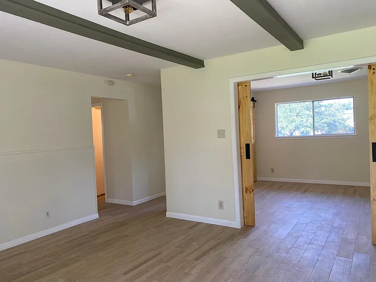 6817 Miranda Dr — Photo 13