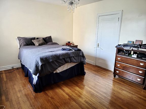 5th image of 32-34 Vanderburgh Ave #2