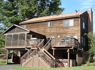 4510 Old Field Dr, Gainesville, VA 20155