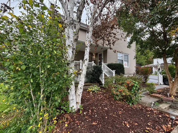 12 Ford St, Pittston, PA 18640