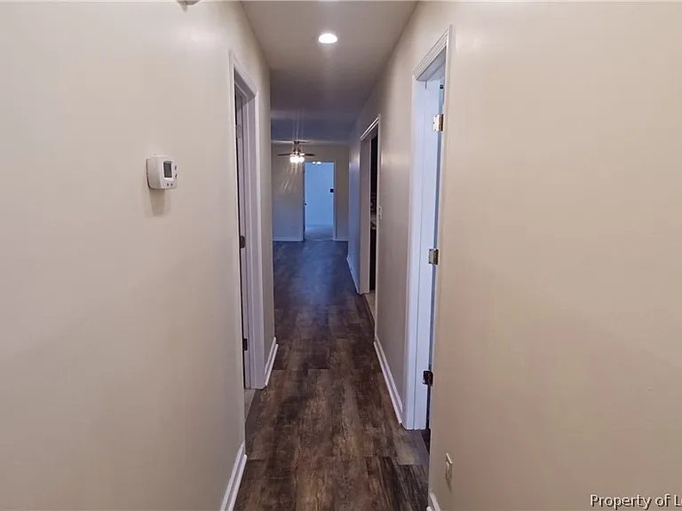 211 Sheffield Ct — Photo 18