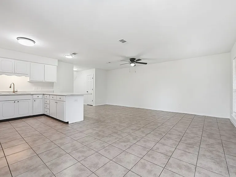 403B Yancey St — Photo 12