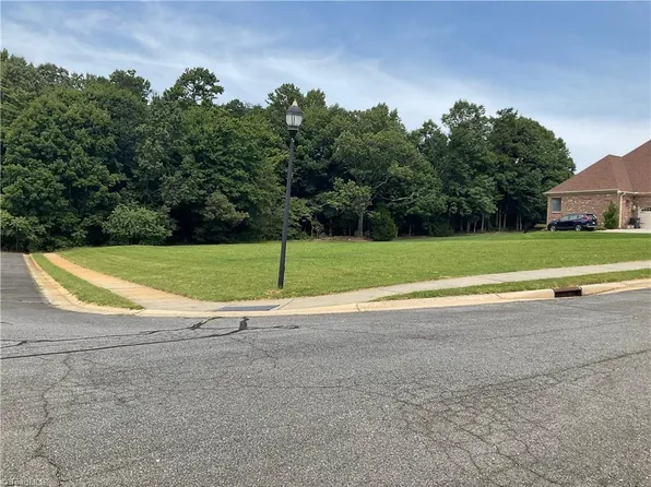 3345 Serenity Ridge Ln, Tobaccoville, NC 27050