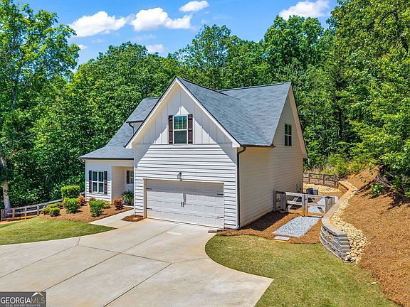 4th image of 331 Bryndemere Dr