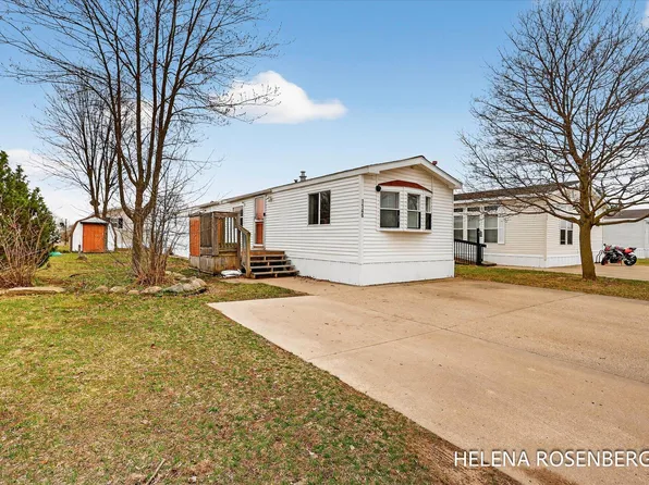 1146 Saskatoon Trl, Wayland, MI 49348