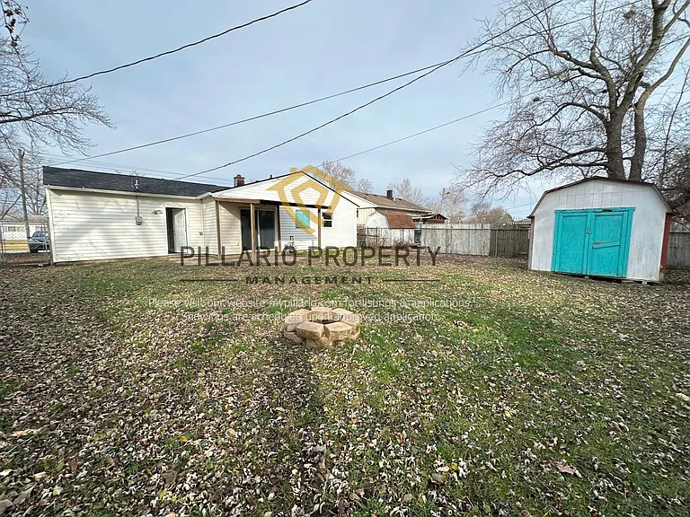 8523 E 42nd St — Photo 28