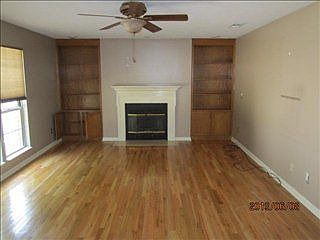 2nd image of 302 Bartlett Ln