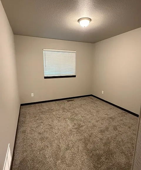 4083 Altor Ln — Photo 8