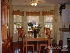 Dining room in Kitchen