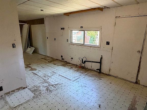 5th image of 770 S Dolson Ln