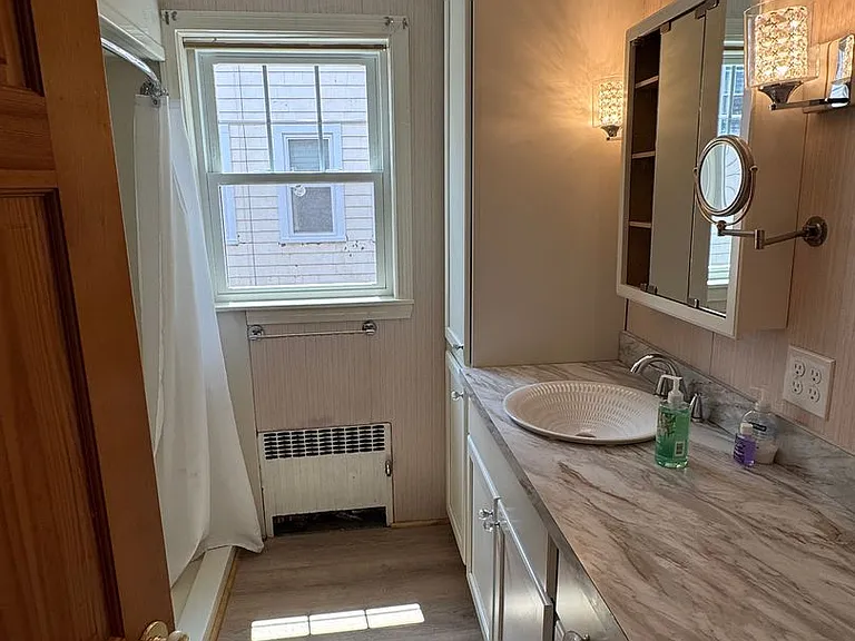 7 Lamoille Ave — Photo 12