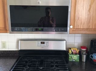 2825 Post Rd, Warwick, RI 02886