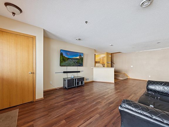 4th image of 10739 Unity Ln N