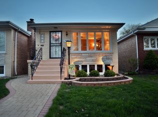 7435 W Palatine Ave, Chicago, IL 60631