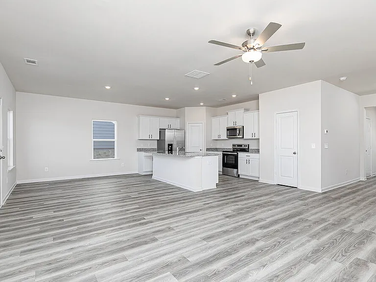 211 Katelyn Way — Photo 11