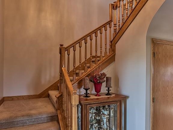 5th image of 11812 Lewison Ln
