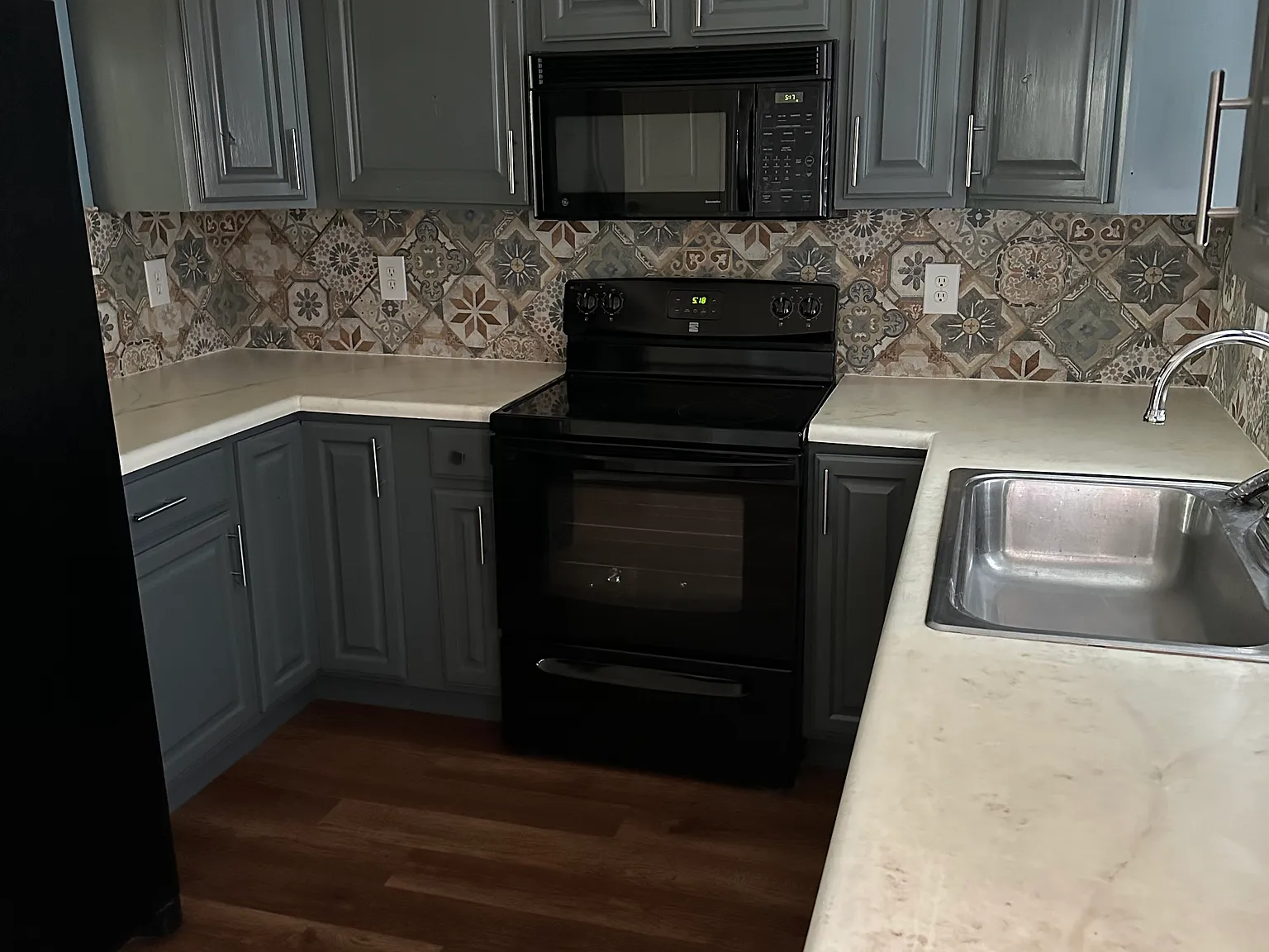 2 bed, 1070 sqft, $1,450 — Photo 3