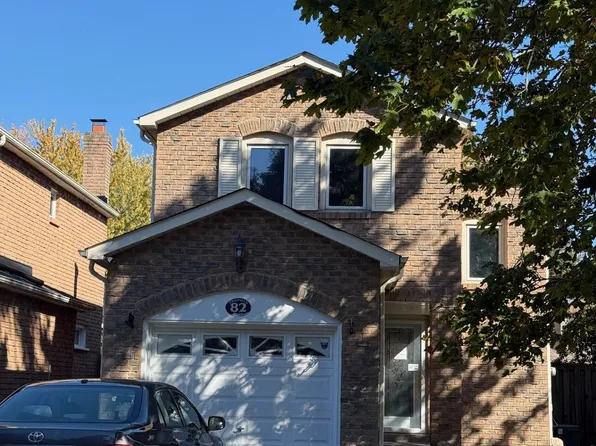82 Chatfield Dr, Ajax, ON L1T 2J9